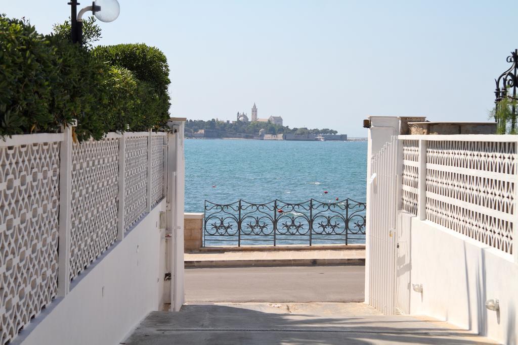 La Bella Trani - Suites And B&B Экстерьер фото