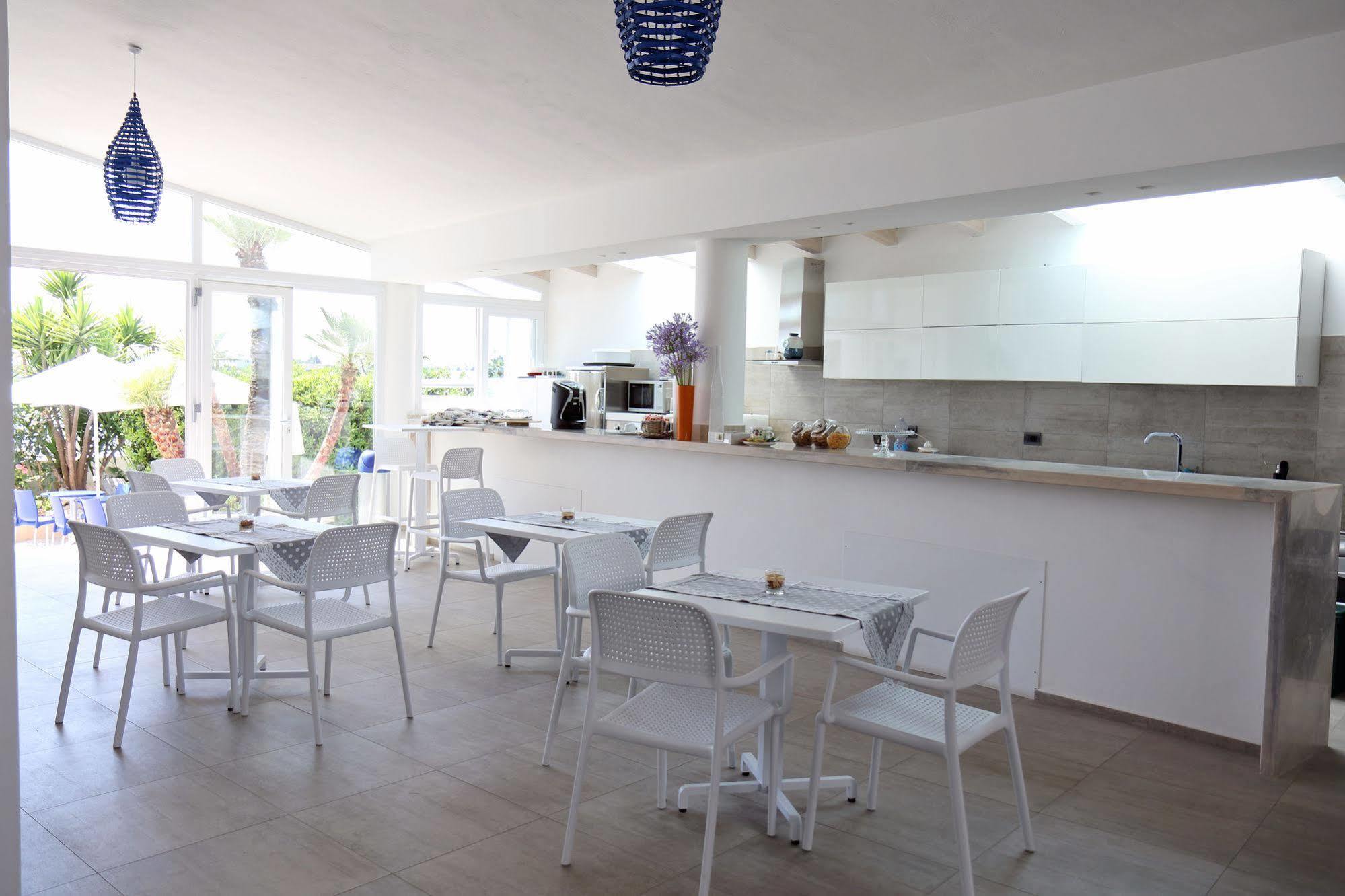 La Bella Trani - Suites And B&B Экстерьер фото
